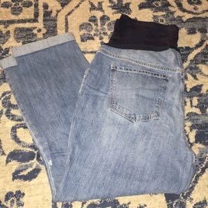 Old Navy Distresses Boyfriend Maternity Jeans NWOT